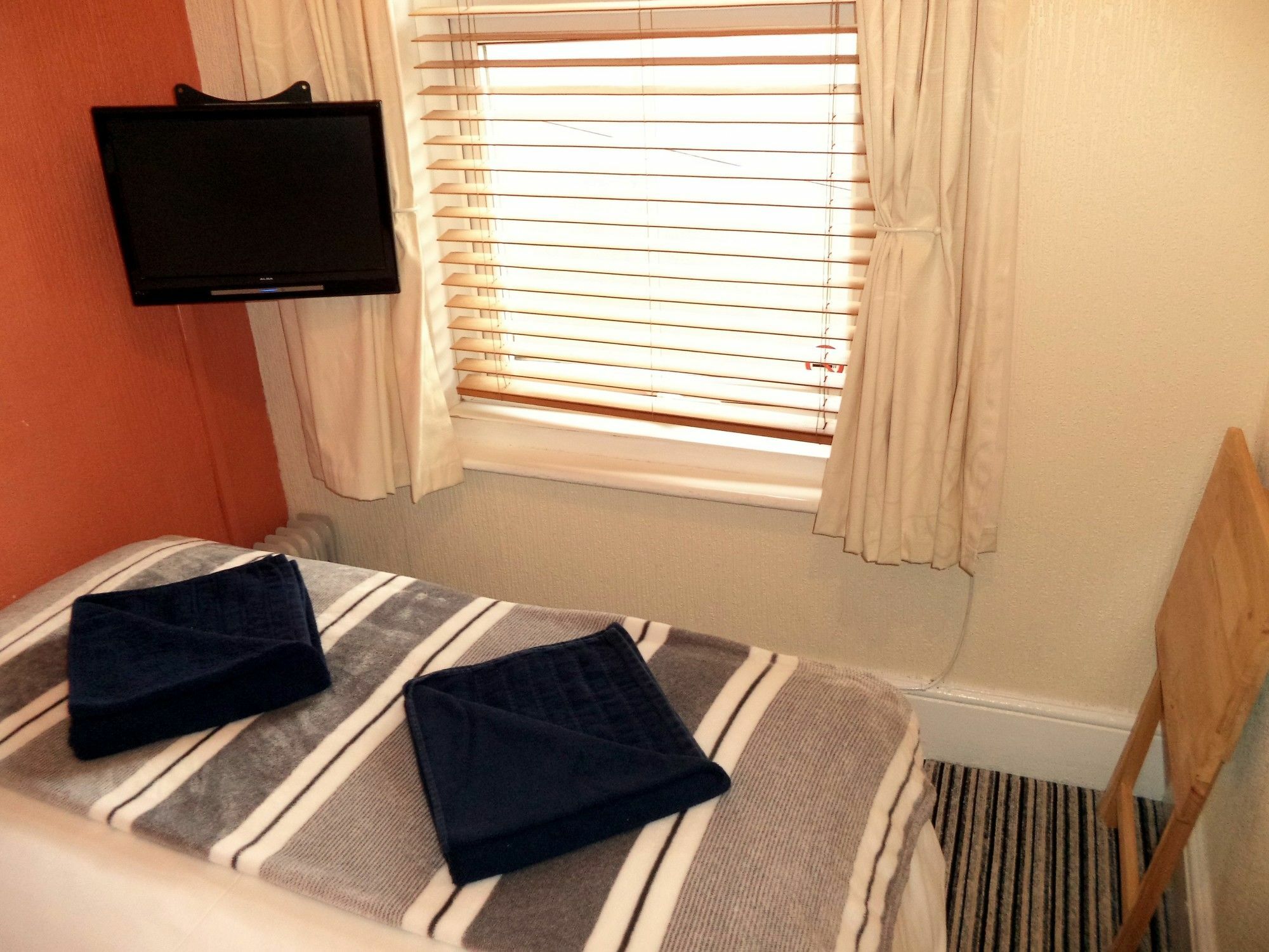 Phoenix Guest House Blackpool Bagian luar foto